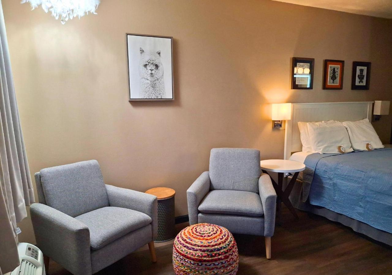 Shady Acre Inn And Suites Branson West Exteriör bild