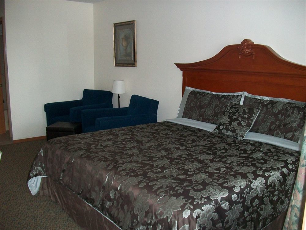 Shady Acre Inn And Suites Branson West Exteriör bild