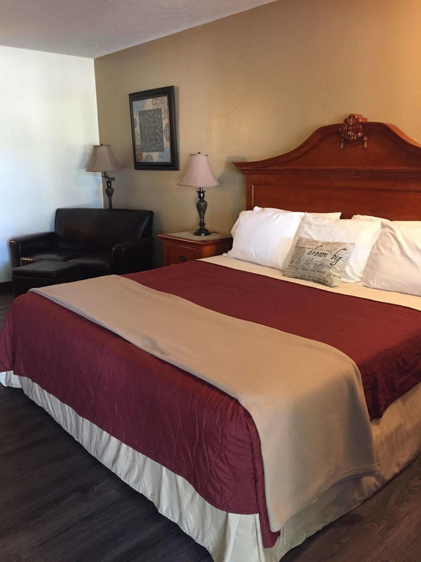 Shady Acre Inn And Suites Branson West Exteriör bild
